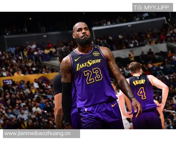 詹姆斯回忆童年梦想与高中觉醒打NBA成职业生涯的转折点 詹姆斯回忆童年梦想与高中觉醒打NBA成职业生涯的转折点