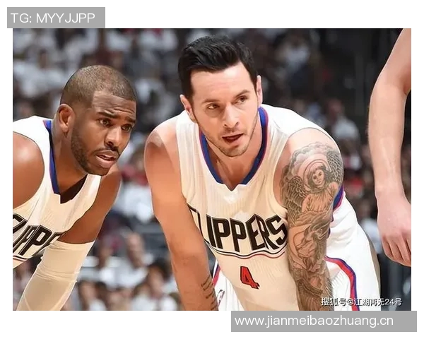 里夫斯谈比赛风格更倾向雷迪克而非克六的自然发挥与个人喜好 里夫斯谈比赛风格更倾向雷迪克而非克六的自然发挥与个人喜好