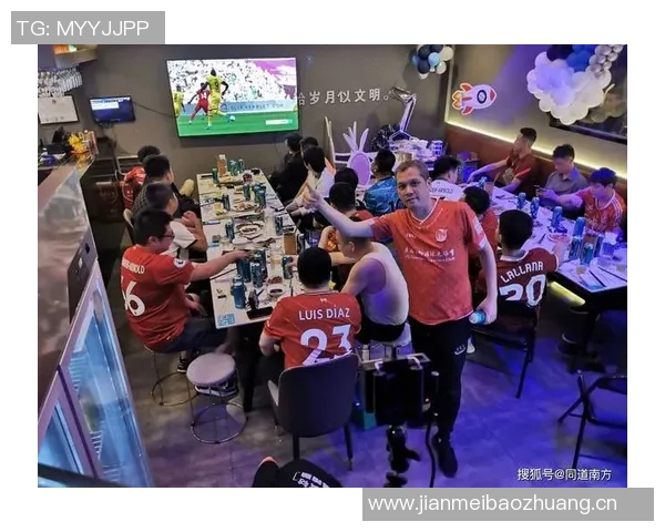 利物浦祝维纳尔杜姆35岁生日快乐237场比赛助力红军夺得四冠荣耀