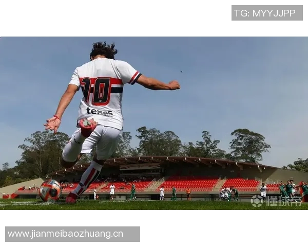 巴萨密切关注16岁巴西新星扎巴雷利引发转会热议 巴萨密切关注16岁巴西新星扎巴雷利引发转会热议