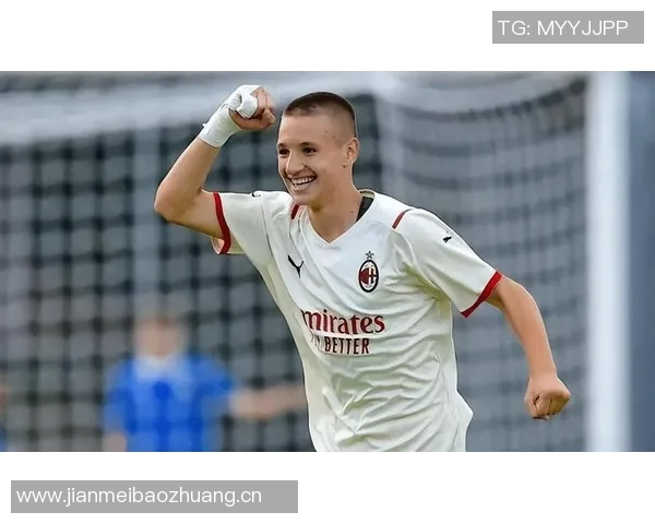 马佐拉对米兰双雄的看法:期待国米在新球场获胜但对另一队态度微妙 马佐拉对米兰双雄的看法:期待国米在新球场获胜但对另一队态度微妙