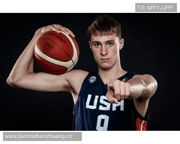 基德谈克莱替补角色:多控卫阵容提升表现他对此表示理解 基德谈克莱替补角色:多控卫阵容提升表现他对此表示理解