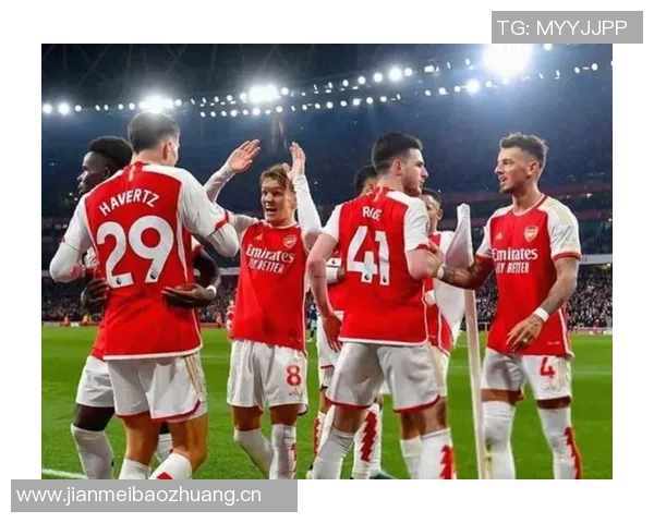 英超激战利物浦小胜热刺阿森纳稳居圣诞冠军皇马喜迎三连胜盛况