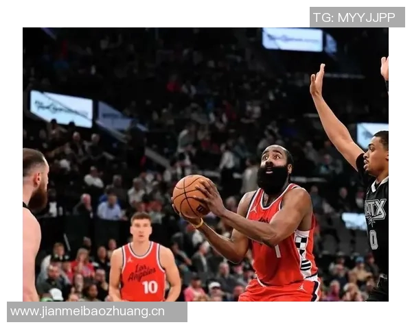 各队单场三分球纪录保持者揭秘哈登三次平纪录仅三人达到13三分 各队单场三分球纪录保持者揭秘哈登三次平纪录仅三人达到13三分