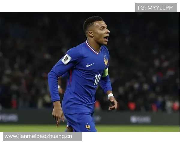 姆巴佩因脚踝不适提前归队将返回皇马进行详细检查 姆巴佩因脚踝不适提前归队将返回皇马进行详细检查